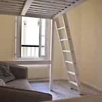 Renovated Studio In Paris